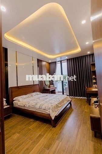 Bán Nhà Mặt Tiền Lạc Long Quân, Tân Bình - CÓ THANG MÁY – 6 TẦNG