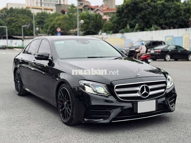 MERCEDES BENZ E300 AMG 2019 Xe Lướt Đẹp Có Trả Góp