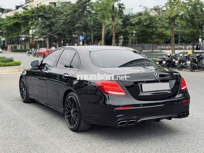 MERCEDES BENZ E300 AMG 2019 Xe Lướt Đẹp Có Trả Góp