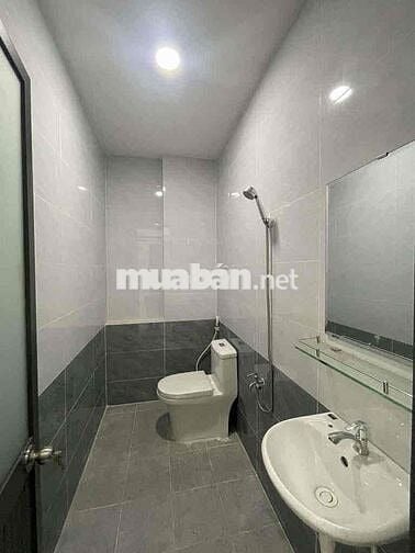 HẺM 8M THÔNG XE HƠI NGỦ TRONG NHÀ 3 TẦNG BTCT NHÀ MỚI Ở NGAY CHỈ 5.99