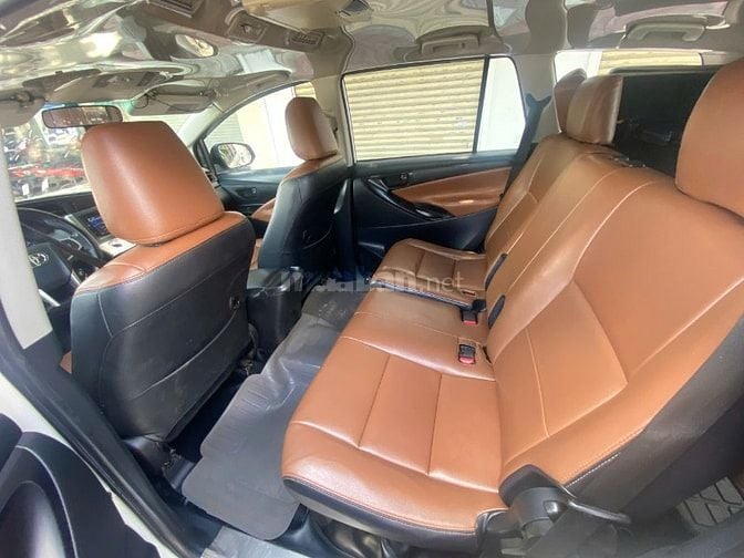 🚗✨ CHO THUÊ XE TỰ LÁI INNOVA 2017 – 8 CHỖ RỘNG RÃI TẠI TP.HCM! ✨🚗