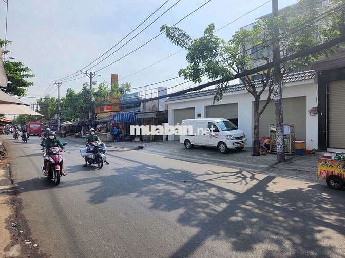 Cho thuê toà nhà mặt tiền hương lộ 2