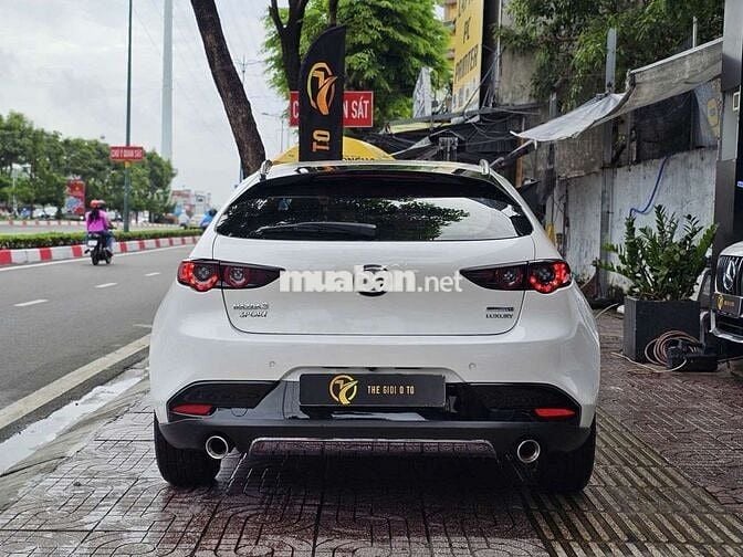 MAZDA 3 1.5  SPORT LUXURY SX 2023 ODO 32.000 KM