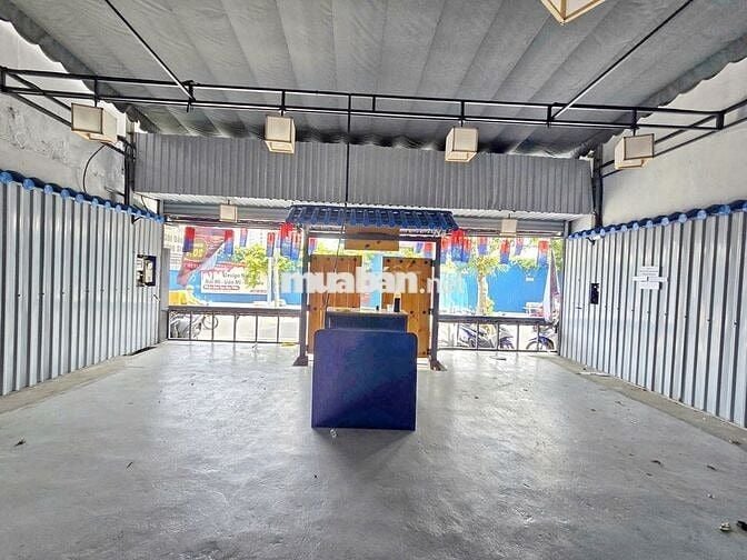 Cho thuê mặt tiền kinh doanh 8x19 quận 7