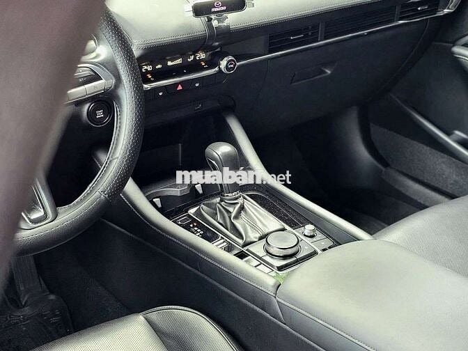 MAZDA 3 1.5  SPORT LUXURY SX 2023 ODO 32.000 KM