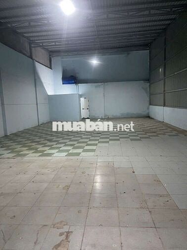 Xưởng cho thuê An Sương hóc môn DT 171m giá 10tr