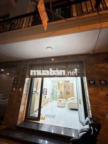 Hiếm lắm ạ, nhỉnh 12 tỷ có nhà 6 tầng TM ngõ 2 ô tô ở Lạc Long Quân