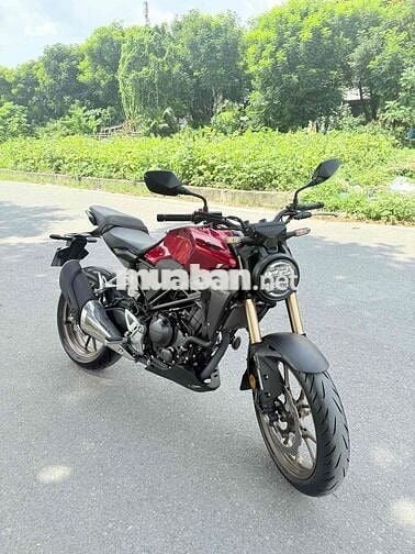 Bán HONDA CB300R thailan siu cọp ODO6k