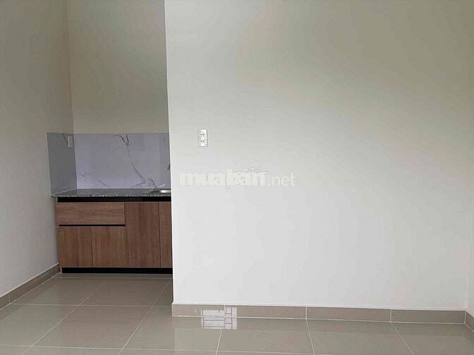 Nhà mặt tiền kinh doanh kèm 8 phòng trọ