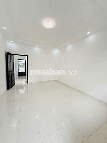 Nhà mới xây giá rẻ nhất khu tên lửa 4 x 20 có 4pn 4wc sân thượng