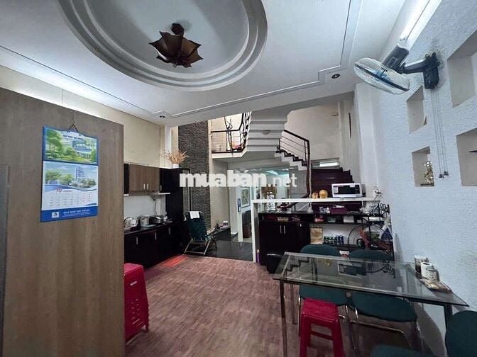 Cần bán nhà 3 tầng mặt tiền Hòa cường - Đà Nẵng