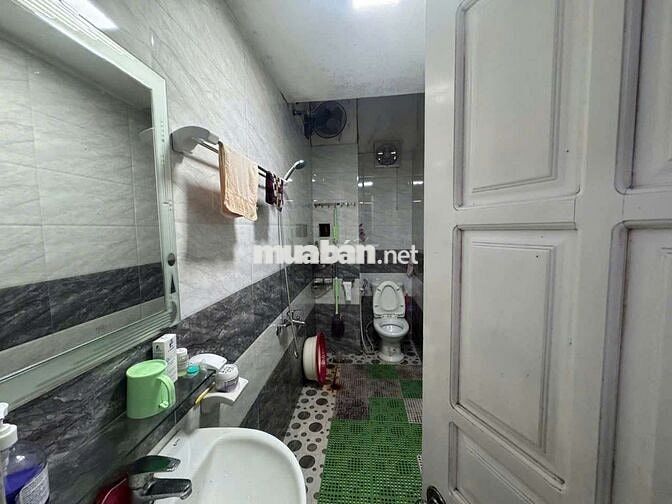 Cần bán nhà 3 tầng mặt tiền Hòa cường - Đà Nẵng