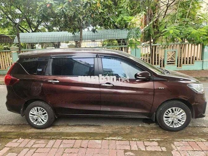 Chính chủ dư dùng cần bán gấp Suzuki ERTIGA - 2019
