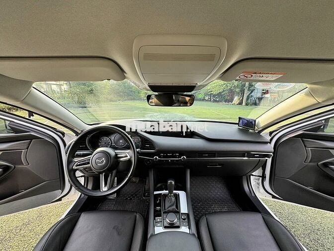 Mazda 3 2024 1.5L Luxury - 27,000 km siêu mới.