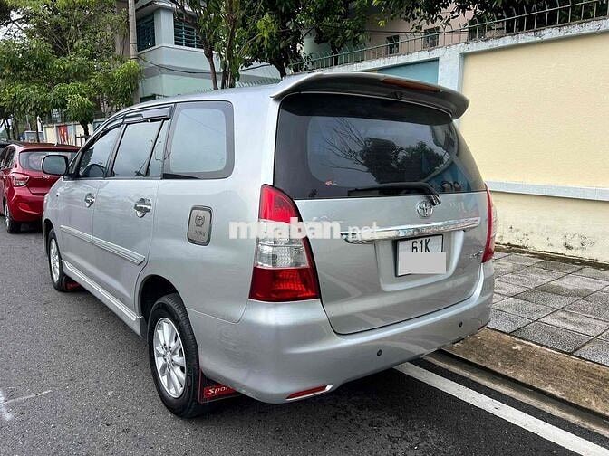 Toyota Innova 2013 2.0E Xe Zin Đẹp Số Sàn 8 Chỗ