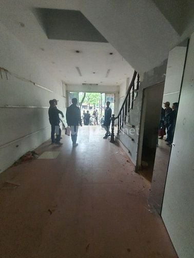 Bán gấp nhà Quá đẹp- Mặt Phố Vũ Tông Phan. 44m2 x 5 tầng.Mặt tiền 4,4m