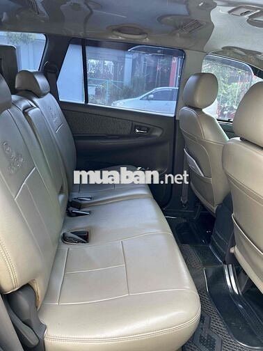 Toyota Innova 2013 2.0E Xe Zin Đẹp Số Sàn 8 Chỗ
