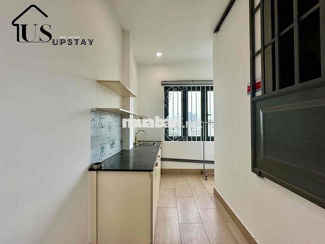 Căn Hộ Tách Bếp Nguyên Tầng Thang Máy Rộng 50m2 Ngay Đại Học Bách Khoa