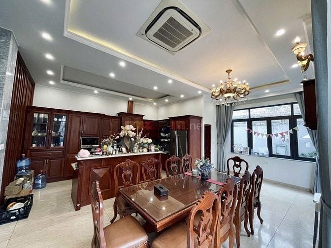 Hẻm4,5m ngay Hồ Văn Huê giá 6tỷ750 80m2 Cực kỳ hiếm có duy nhất 1 căn