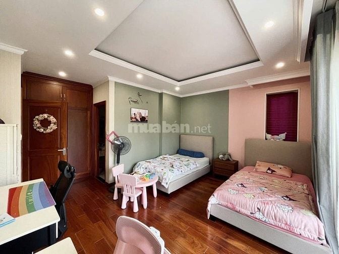 Hẻm4,5m ngay Hồ Văn Huê giá 6tỷ750 80m2 Cực kỳ hiếm có duy nhất 1 căn
