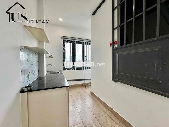 Căn Hộ Tách Bếp Nguyên Tầng Thang Máy Rộng 50m2 Ngay Đại Học Bách Khoa