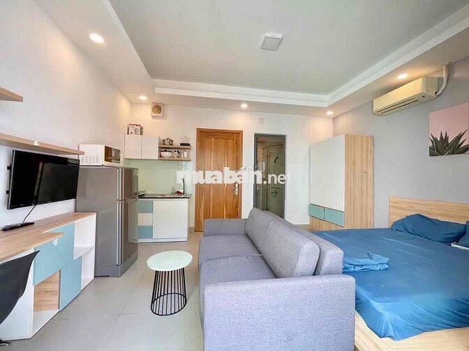 CH STUDIO BAN CÔNG NỘI THẤT XỊN SÒ NGAY TRỤC PHAN XÍCH LONG