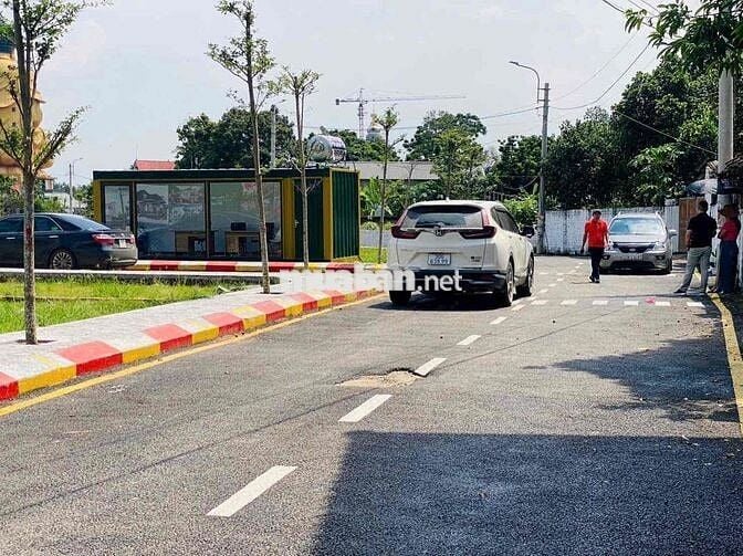 Gia đình chuyển công tác, cần bán 100m2 đất cách ql 21a chỉ 50m