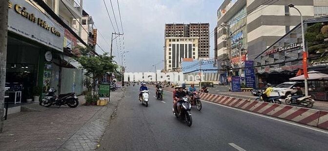 Cho thuê giá rẻ nhà Số 1276 Huỳnh Tấn Phát, Q7, TP. HCM.  ***