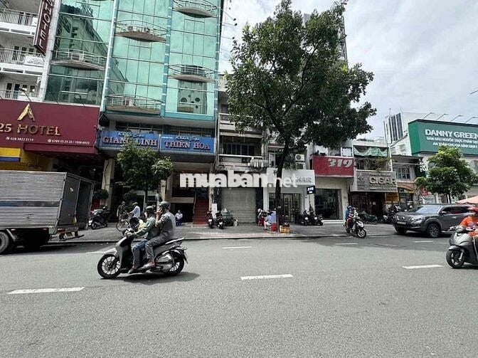 Bán nhà mặt tiền đường Lý Tự Trọng 50ty phường Bến Thành quận 1