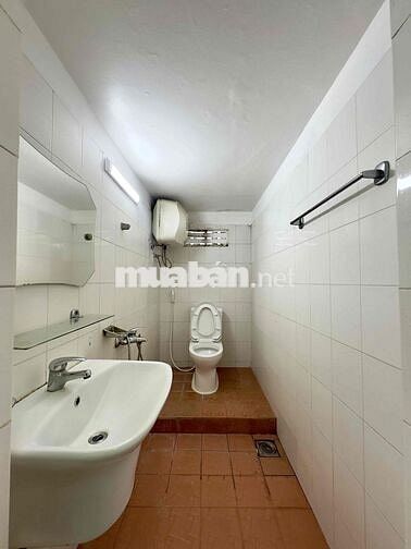 Nhà cho thuê: Trung tâm phố( có mt kinh doanh)