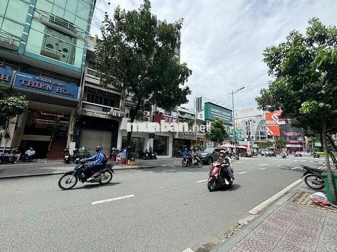 Bán nhà mặt tiền đường Lý Tự Trọng 50ty phường Bến Thành quận 1