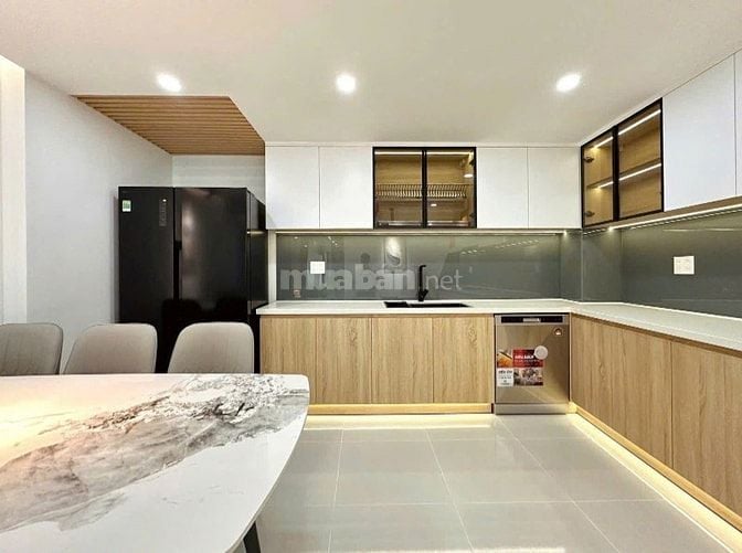 Siêu hiếm MT Hoa Lan 7ty650 64m2 khu ẩm thực Vip,nằm ngay kv trung tâm