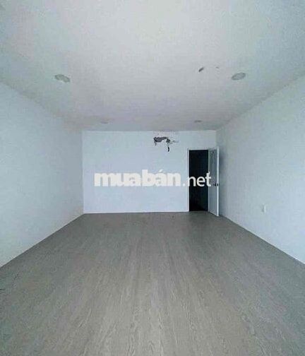 MẶT BẰNG ĐẸP - NGUYỄN CHÍ THANH , QUẬN 10 - 64m2 , 4 tầng , 45tr/th