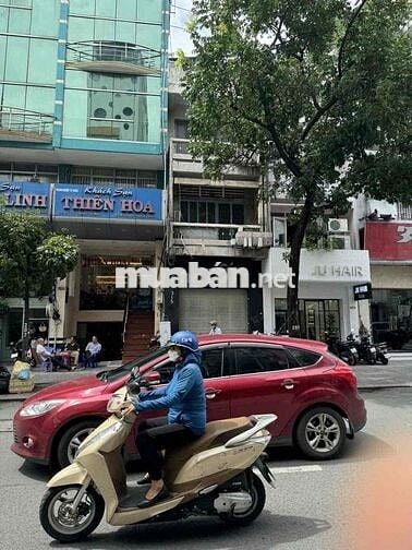 Bán nhà mặt tiền đường Lý Tự Trọng 50ty phường Bến Thành quận 1