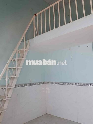 cho thuê nhà 20m2 trệt và ngác lửng ở Hóc Môn