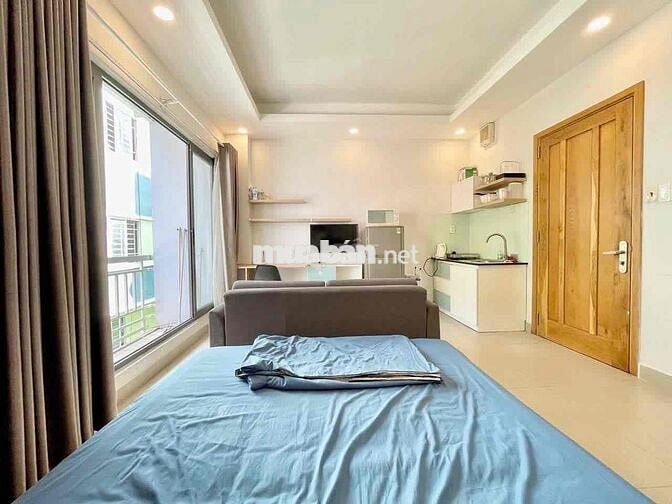 CH STUDIO BAN CÔNG NỘI THẤT XỊN SÒ NGAY TRỤC PHAN XÍCH LONG