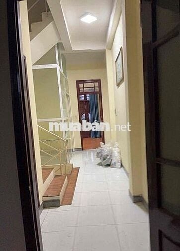 Cho thuê nhà nguyên căn (nhà trống, kiệt đường nhựa 5m, đi 2 phút đến