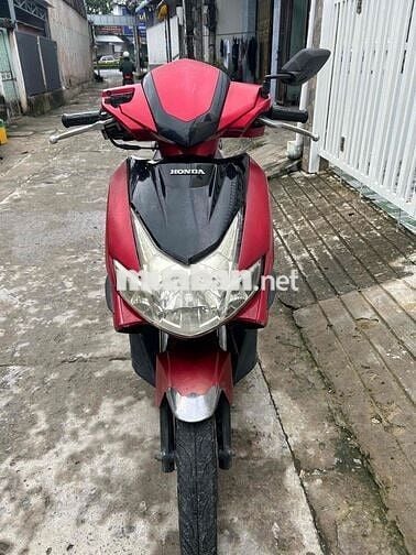 Honda AB xăng cơ máy êm biển số 63