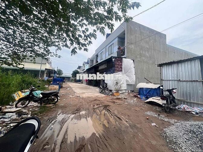 Nhà trọ 5x25 - 6P cho thuê kín KDC Tân Đức Đức Hoà Long An