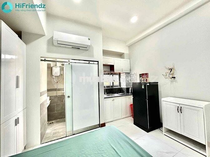 Căn hộ có cửa sổ trời thoáng giá rẻ gần cầu Tân Thuận