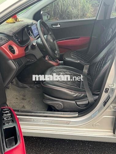 Hyundai Grand i10 2018 Sedan 1.2 AT Cần Bán