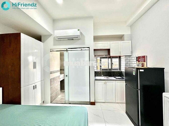 Căn hộ có cửa sổ trời thoáng giá rẻ gần cầu Tân Thuận