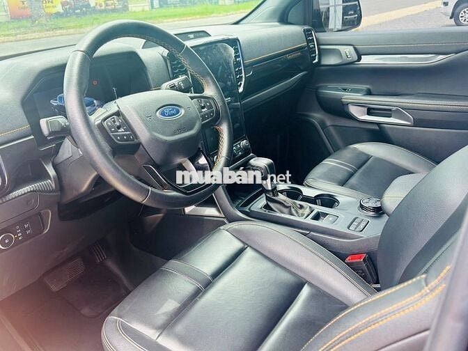 Ford Ranger Wildtrak 2023 - Ghi xám