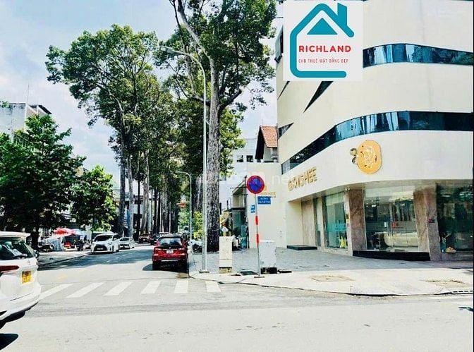 Cho Thuê Nhà Góc 2 Mặt Tiền 101 Sương Nguyệt Ánh + Tôn Thất Tùng, Q1