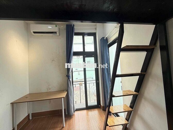 Siêu phẩm căn hộ Duplex ban công full nội thất ngay Phan Xích Long