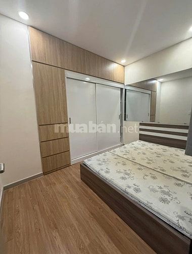 Chung cư Screc, 2PN, Căn góc, NTCB, Trường Sa, P12, Q3, 12tr5/th.