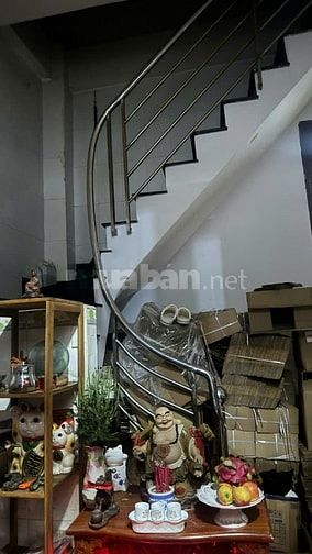 Nhà bán ÂU CƠ có 5 phòng 64m2 hẻm 5m cụt,giá 7 tỷ 500 còn thương lượng