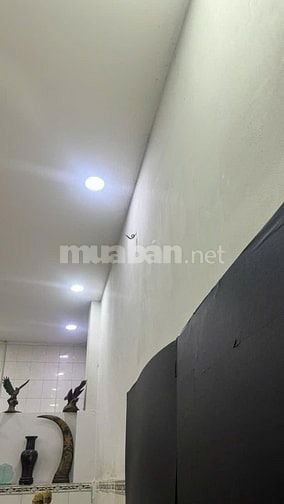 Nhà bán ÂU CƠ có 5 phòng 64m2 hẻm 5m cụt,giá 7 tỷ 500 còn thương lượng