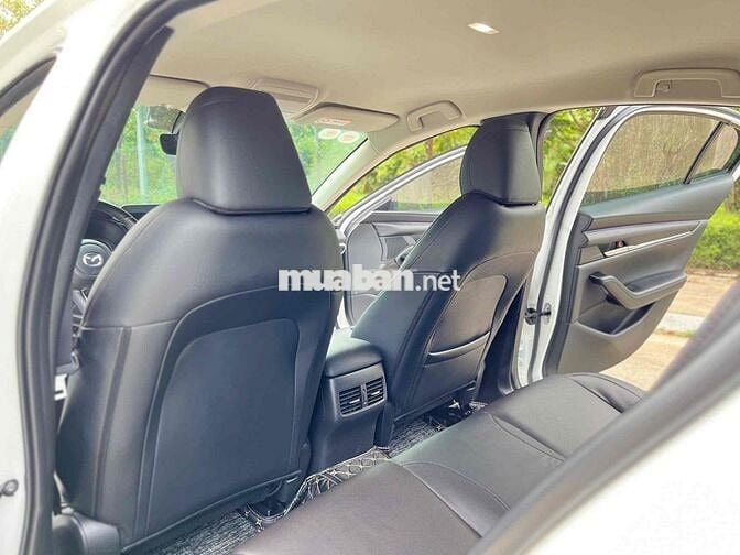 Mazda 3 1.5L Luxury sản xuất 2022 đăng kí 2023