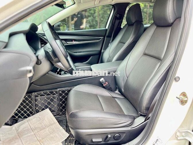 Mazda 3 1.5L Luxury sản xuất 2022 đăng kí 2023